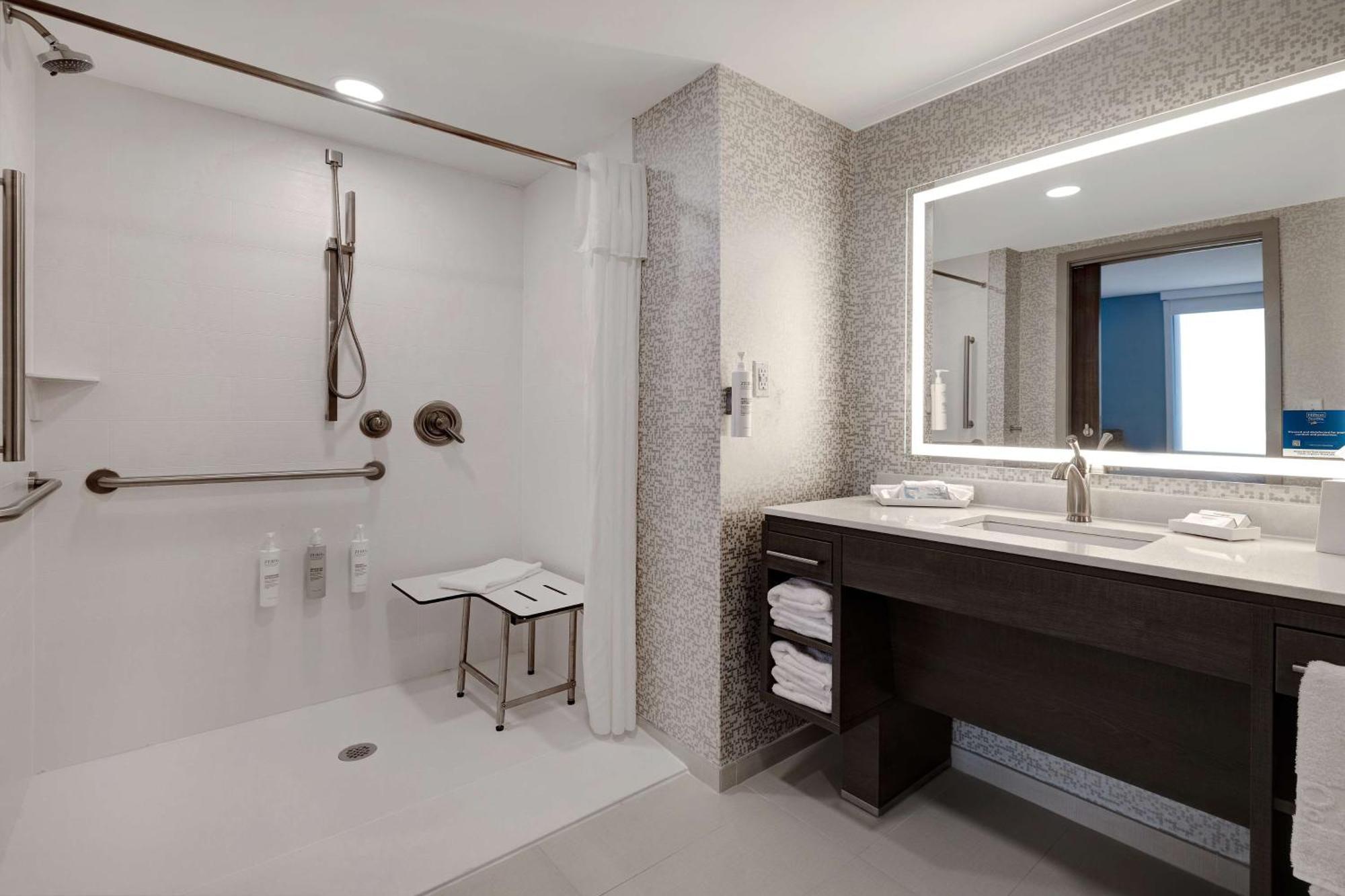 Home2 Suites By Hilton ןילקס-בארה מראה חיצוני תמונה