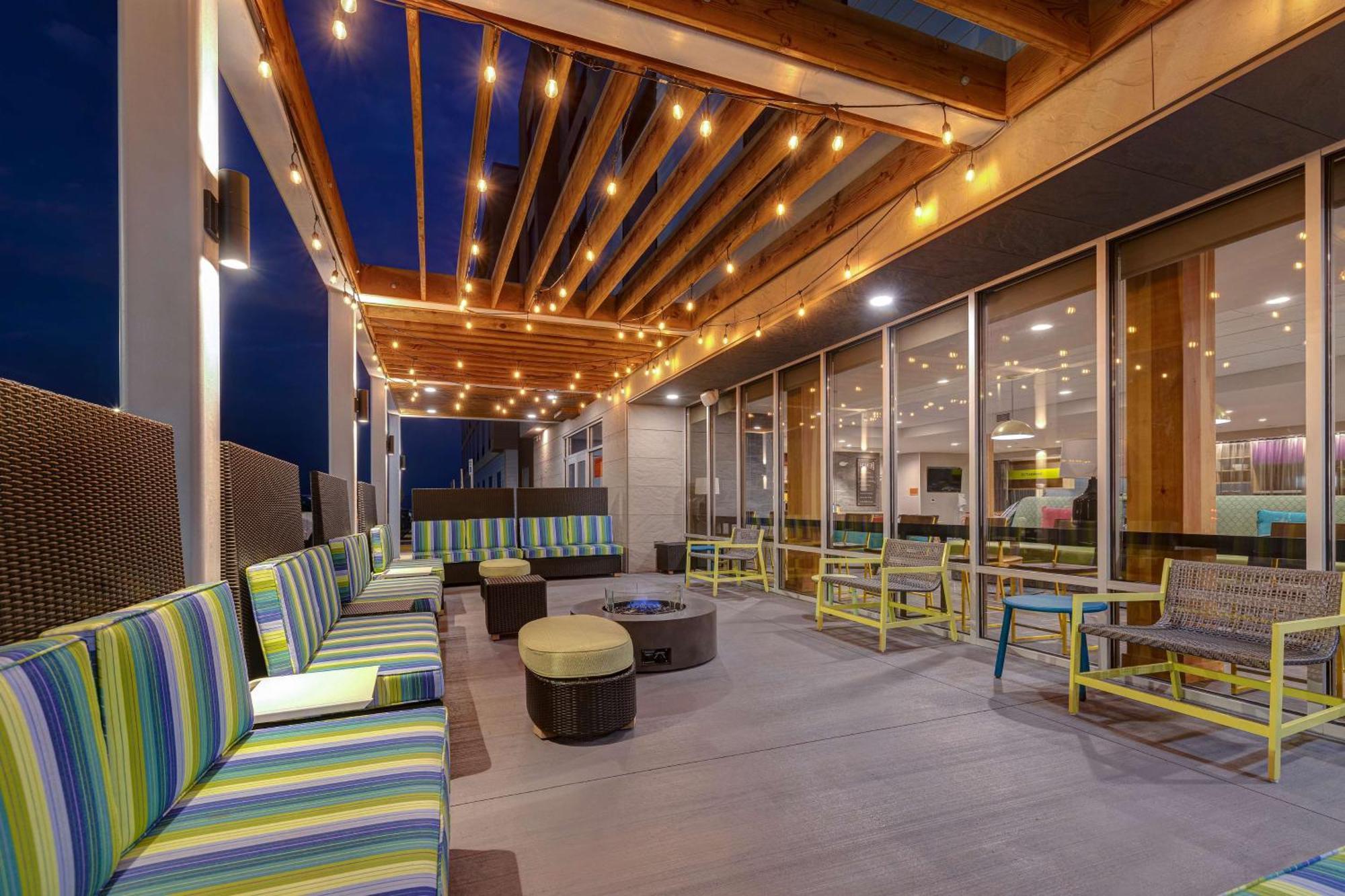 Home2 Suites By Hilton ןילקס-בארה מראה חיצוני תמונה
